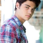 Noah Centineo Biceps Size Height Weight Body Measurements